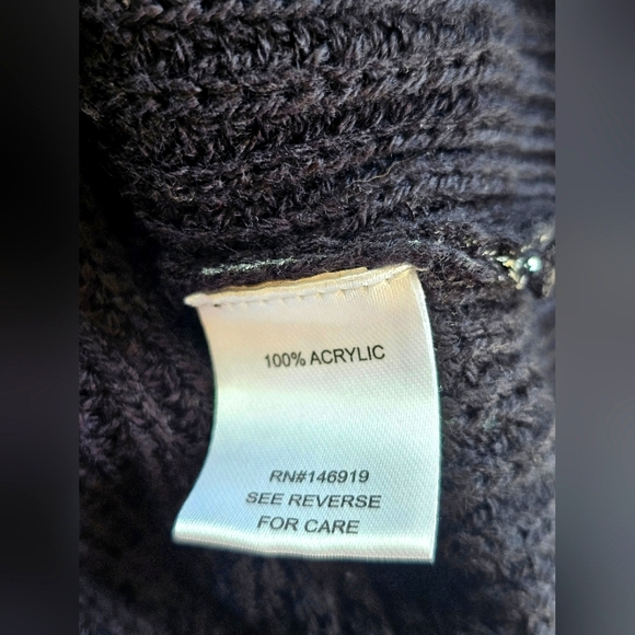 Love More Black & Metallic Silver Distressed Grunge Cold Shoulder Sweater Size L - Picture 11 of 11